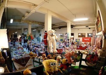 La Nave de los Juguetes se empieza a llenar de solidaridad