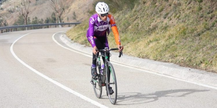 El Vigo-Rías Baixas apuesta por el hispano-colombiano Santi Martínez