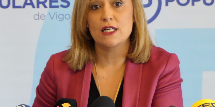 Elena Muñoz no cerraría la puerta a un pacto con VOX para ser alcaldesa