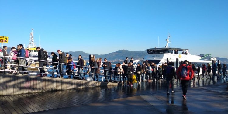 El primer viaje del año a Cíes se hace en la víspera de Reyes