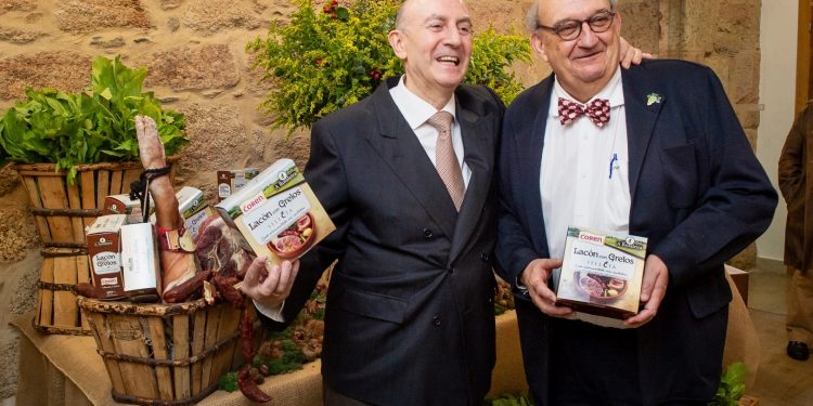 Llega el lacón con grelos en conserva 100% gallego