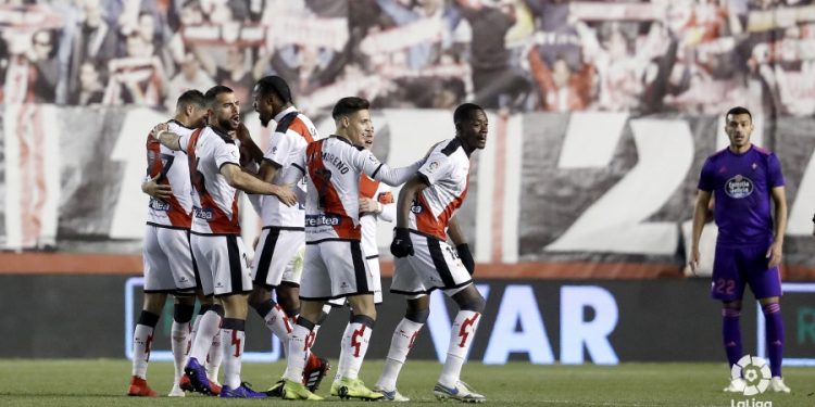 El Celta se atropella a sí mismo en Vallecas