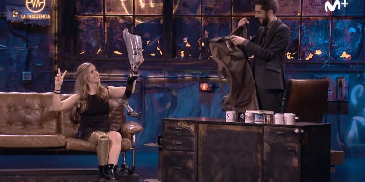 Las divertidas confesiones de la viguesa Desirée Vila en ‘La resistencia’