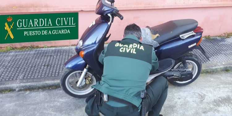 Detenidos dos vecinos de A Guarda por robos en locales comerciales