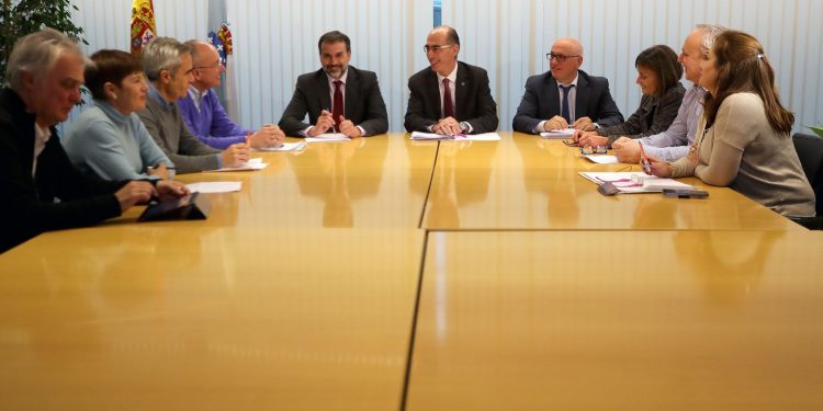 Los directores de los centros de salud y Sanidade acuerdan un plan de choque