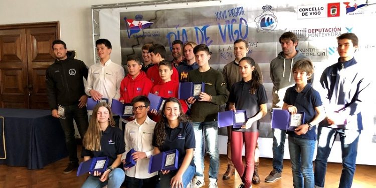 Reparto de triunfos entre Náutico y Marítimo de Canido en el Open Ría de Vigo