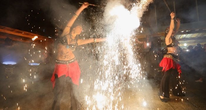 Bus e parking gratis, sentido único peonil e moitas novidades na Festa da Arribada