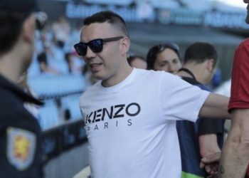 Iago Aspas estará al menos cuatro semanas de baja y podría no volver hasta abril
