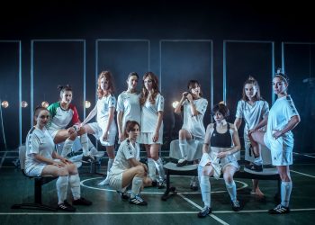 «Playoff», una tragicomedia que reflexiona sobre el papel de la mujer y del deporte femenino
