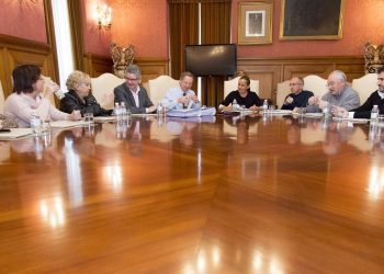 O Goberno provincial aproba axudas para actividades municipais, débedas e gasto corrente