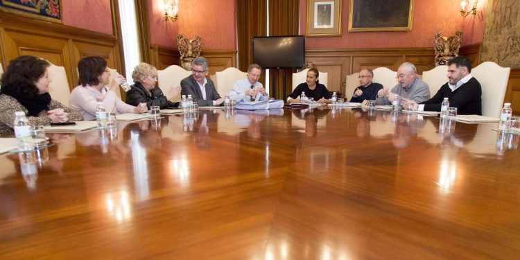 O Goberno provincial aproba axudas para actividades municipais, débedas e gasto corrente