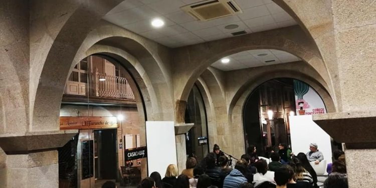 Eva Mejuto presenta su última obra: «Memoria do silencio»