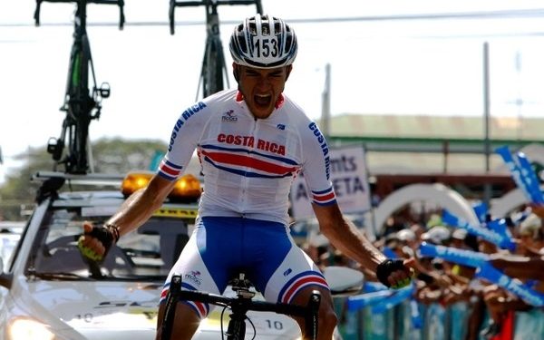El Vigo-Rías Baixas inicia la Copa de España reforzado con el costarricense Moya