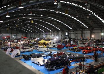 El Salón Retro Galicia celebra su IX edición con homenajes a Citroën y al Seat 1430