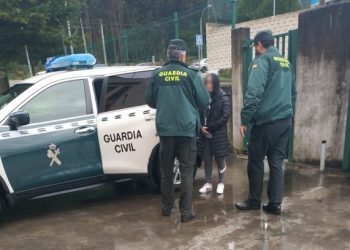Interceptada una mujer tras robar una cadena de oro con el método del «abrazo amoroso»