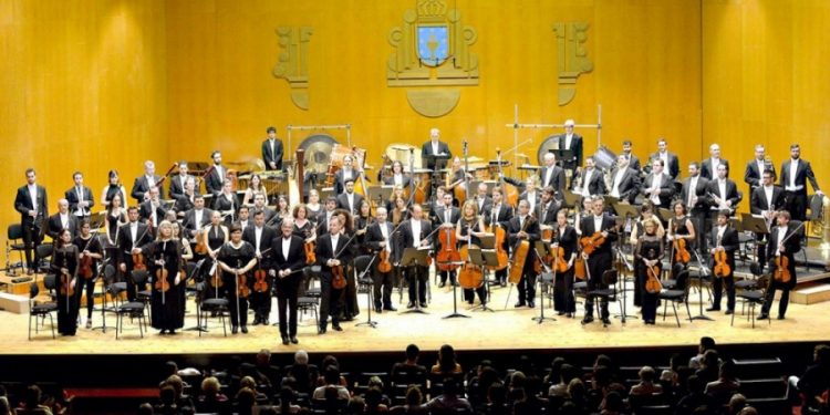 La Real Filharmonía de Galicia estrena en Vigo una obra de Adrián Saavedra