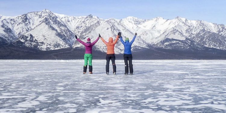 La expedición de ‘Compromiso con la tierra’ completa su travesía por el lago Baikal