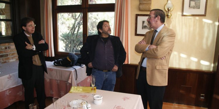 Vigo pierde a uno de sus grandes periodistas y a un director único