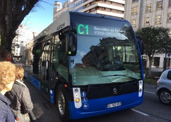 Vigo ya disfruta gratis del autobús eléctrico del futuro