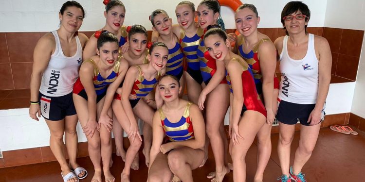 El equipo infantil de Natación Artística del Náutico de Vigo gana el Campeonato Gallego
