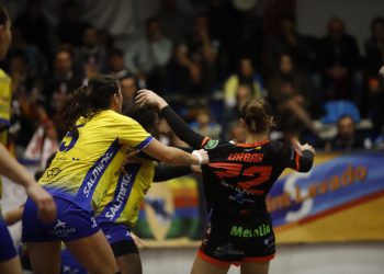 El Guardés aguanta 30 minutos ante el líder