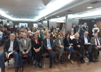 El PSOE de Vigo aprueba por aclamación la lista de los 25 de Abel Caballero