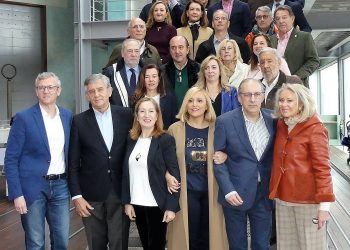 El PP homenajea a sus ex concejales por “40 años de trabajo por Vigo»
