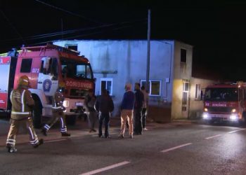 Arde parte de una vivienda en Gondomar