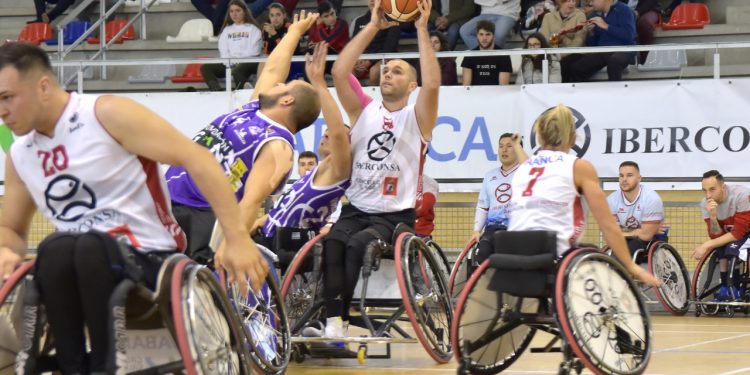 El Iberconsa cierra la temporada en casa con buenas sensaciones pero sin la sexta plaza