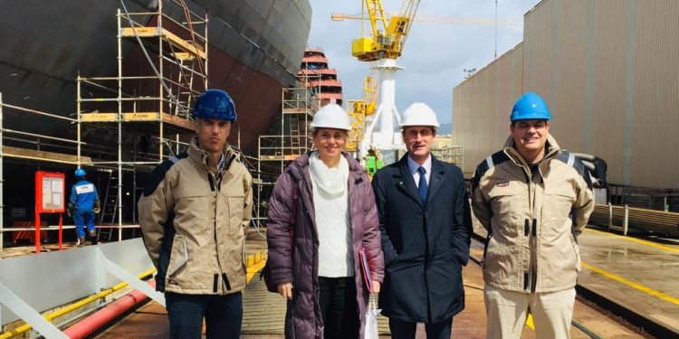 Navalia trae al Gobierno americano a Vigo para conocer el sector naval