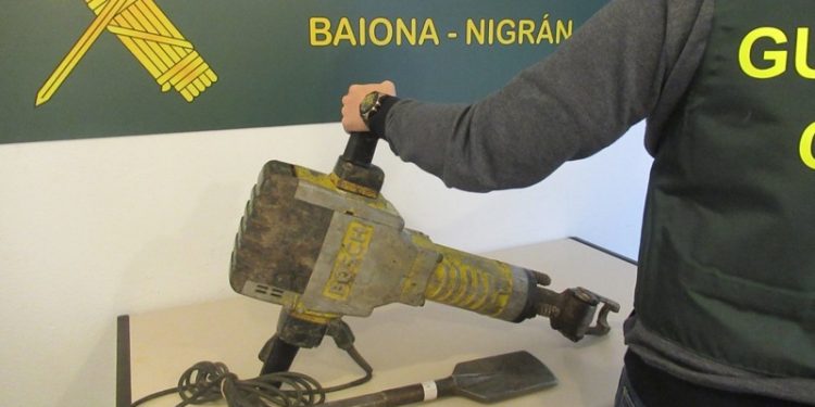 Cuatro detenidos en Vigo, uno de ellos menor, por varios robos en Nigrán y O Porriño