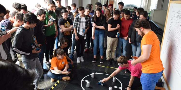 A creatividade robótica toma o campus de Vigo