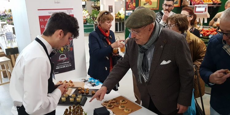Vigo degusta petiscos europeos feitos con produtos da terra