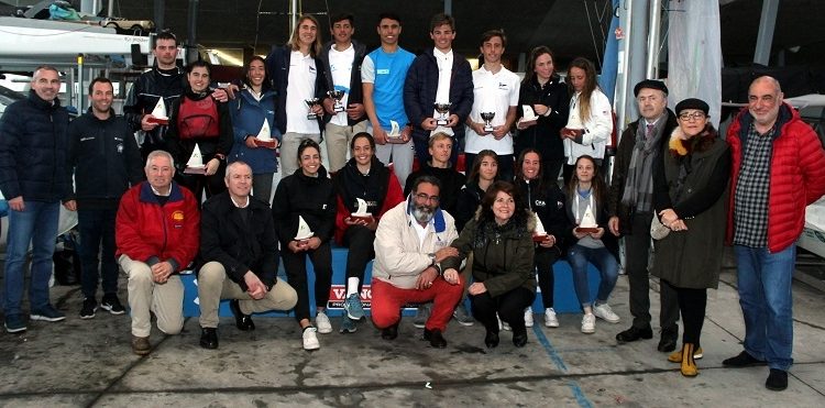 Vilagarcía pasa con nota la prueba previa al Europeo júnior de 420 y 470