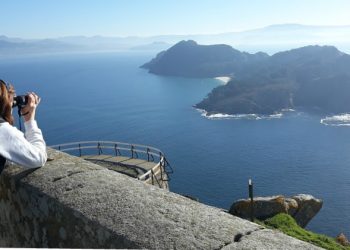 A asociación de guías denuncia a «falta de control» nas Illas Atlánticas