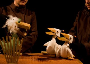 «Guyi-Guyi», adaptación libre de «El patito feo», llega a Vigo