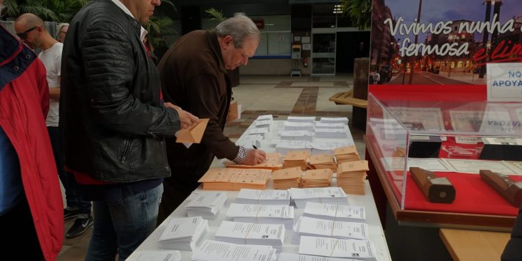 La participación en Vigo sube cinco puntos