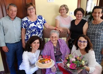 A “avoa de Oia” cumpre 103 anos