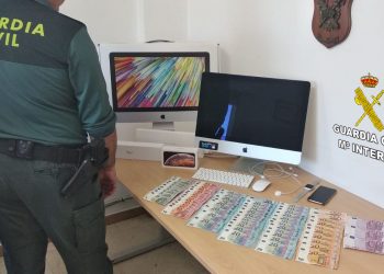 Detenido en Gondomar acusado de robar en su trabajo para costear su ludopatía