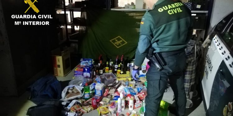 Detienen a un vigués por varios robos en locales comerciales de Moaña