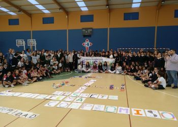 Escolares vigueses piden ás autoridades locais medidas para coidar o planeta