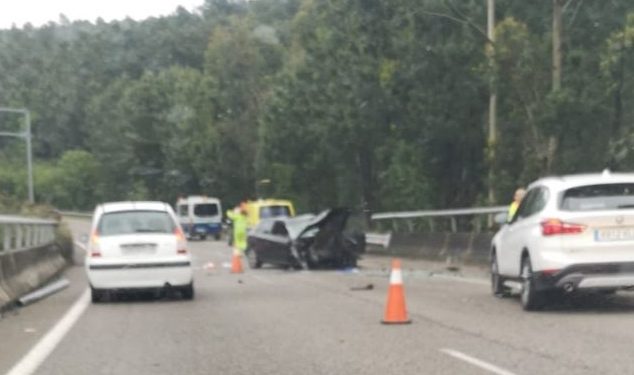 Viernes accidentado en Vigo con tres colisiones en 15 minutos
