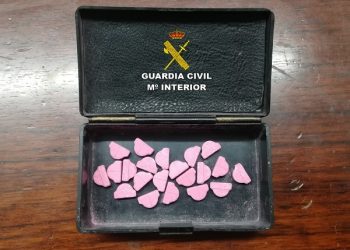 Incautadas pastillas de éxtasis en Tomiño tras un accidente de tráfico