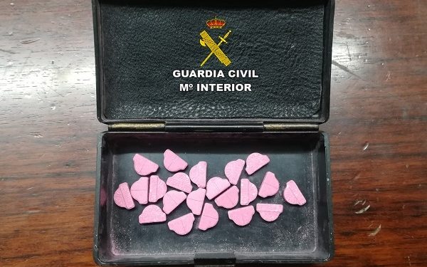Incautadas pastillas de éxtasis en Tomiño tras un accidente de tráfico
