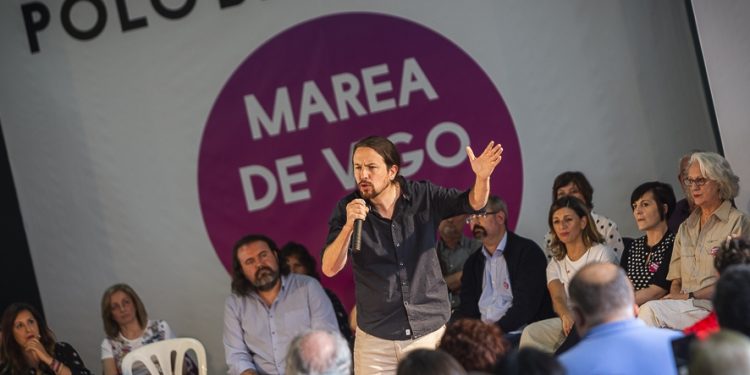 Pablo Iglesias defiende en Vigo el fin de “las mayorías absolutas y del ordeno y mando”