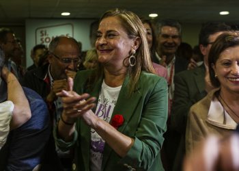 Carmela Silva gobernará la Deputación de Pontevedra otra vez tras rozar la mayoría absoluta