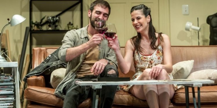 Jon Plazaola y Noemí Ruiz presentan en Vigo ‘Mandíbula afilada’