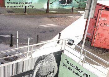 Os versos de María do Carme Kruckenberg esténdense polas paredes de Vigo