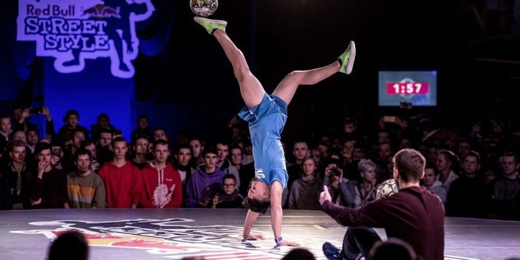 El ‘freestyle football’ llega a O Marisquiño con los mejores competidores del país