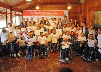 El Monte Real se consolida como referente de la vela inclusiva en Galicia